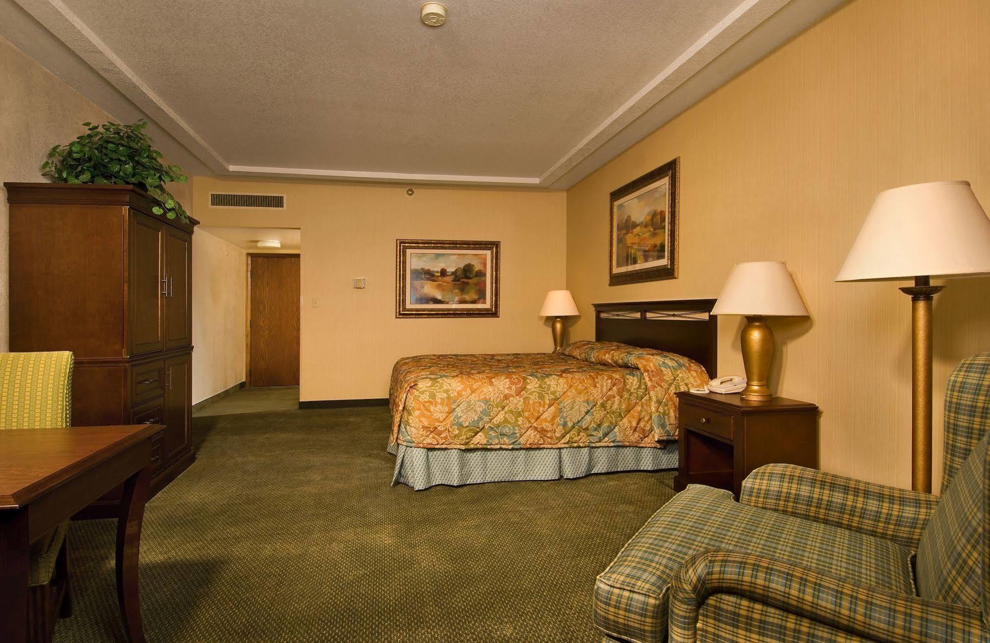فندق فريسنوفي  فندق يونيفيرسيتي سكوير الغرفة الصورة